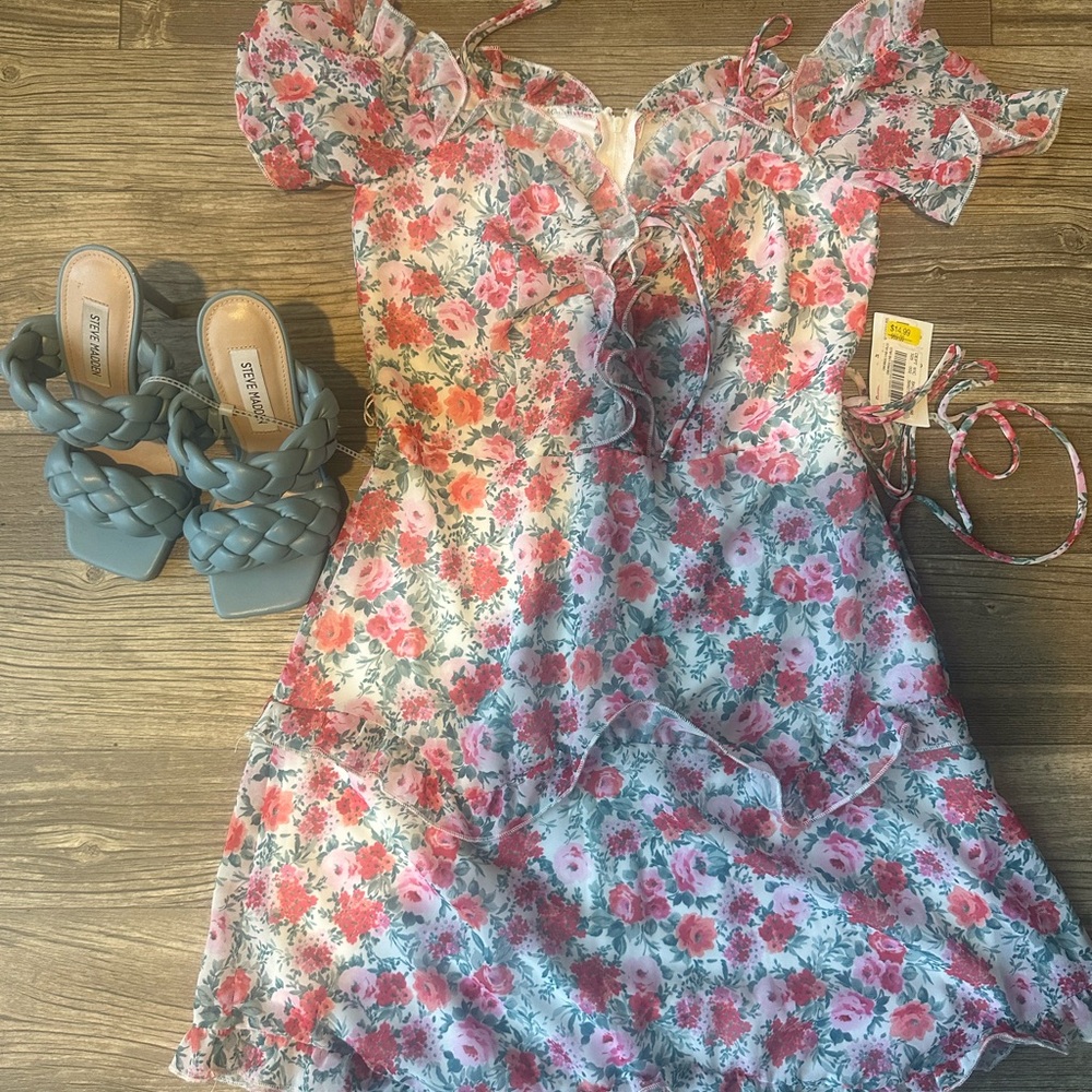 NWT B Darlin floral dress. Size 3/4